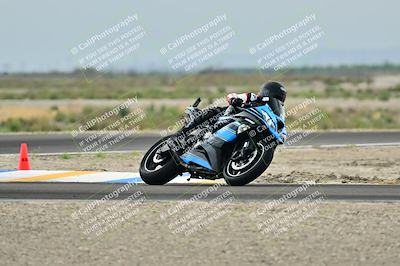 media/Apr-18-2025-TrackDaz (Fri) [[45f5874c44]]/C Group/Session 1 (Turn 7)/